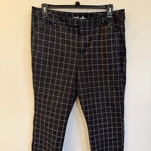 Old Navy Women's Pixie High Rise Dress Pants